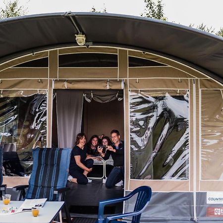 Nice Tent Lodge On A Campsite, Bordering The Forest, Luxembourg At 27 Km Medernach Eksteriør billede